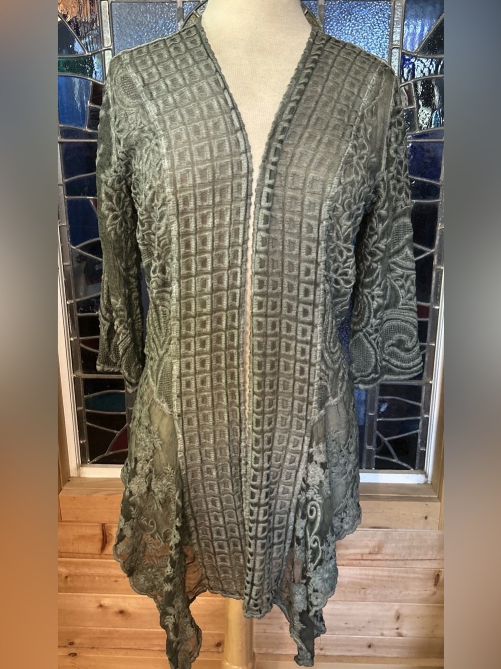 Gretty Zueger Lace Kimono Cardigan 100% SILK  Size XS Olive Green
